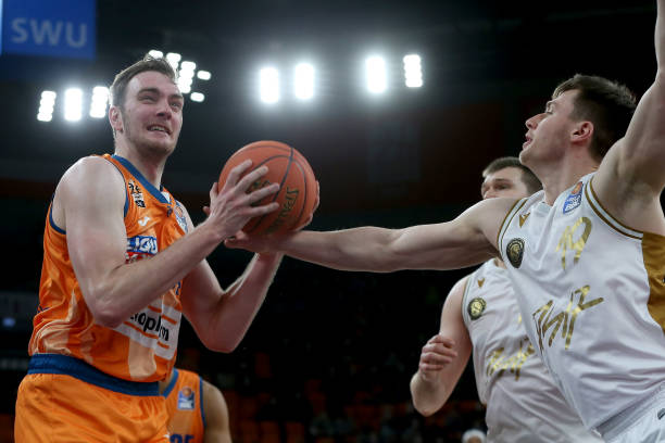 长的球员往 长的球员往