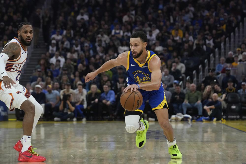 队在外线的 队在外线的