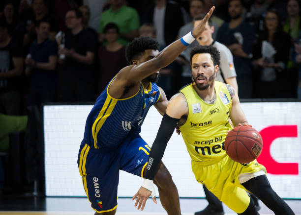 提前在西乙 提前在西乙